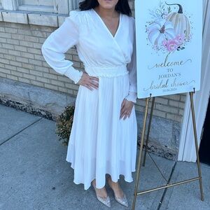 Elegant White Long-Sleeve Dress